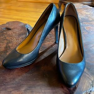 Banana Republic black leather heels